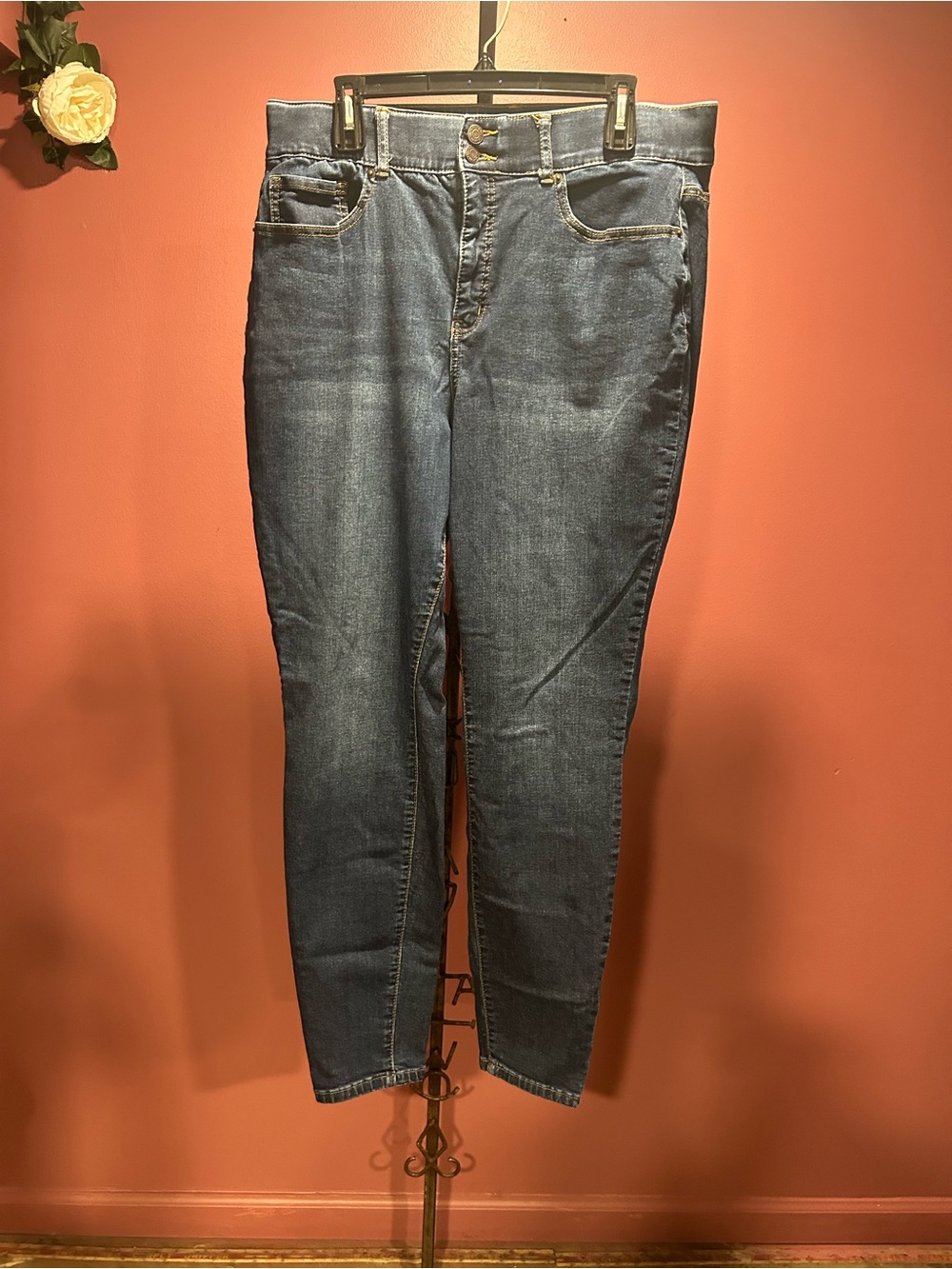 Fashion To Figure, Women’s Dark Wash Skinny Jeans - Classic Blue